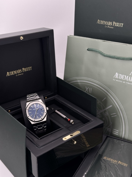 Audemars Piguet Royal Oak Automatic II 15400ST.OO.1220ST.03