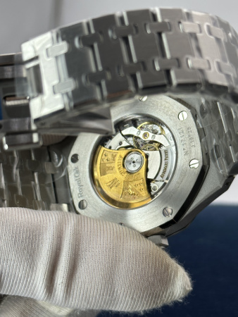 Audemars Piguet Royal Oak Automatic II 15400ST.OO.1220ST.01