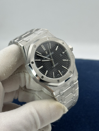 Audemars Piguet Royal Oak Automatic II 15400ST.OO.1220ST.01