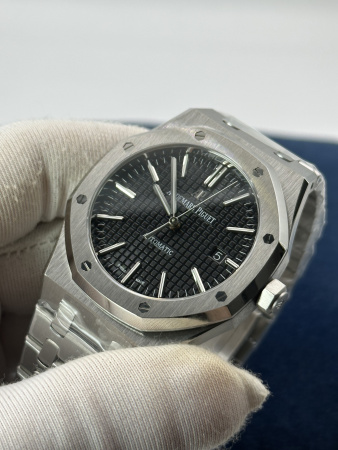 Audemars Piguet Royal Oak Automatic II 15400ST.OO.1220ST.01