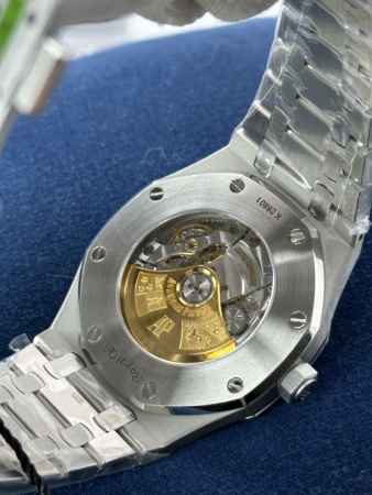 Audemars Piguet Royal Oak Automatic II 15400ST.OO.1220ST.03