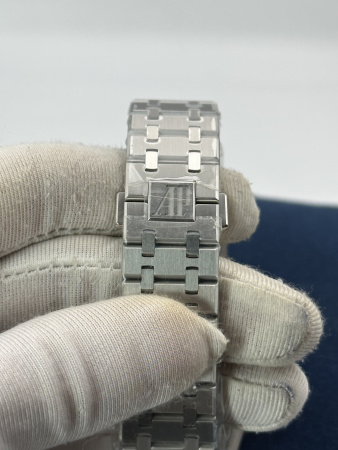 Audemars Piguet Royal Oak Automatic II 15400ST.OO.1220ST.01
