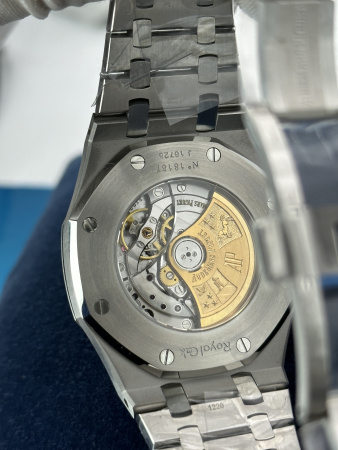 Audemars Piguet Royal Oak Automatic II 15400ST.OO.1220ST.01