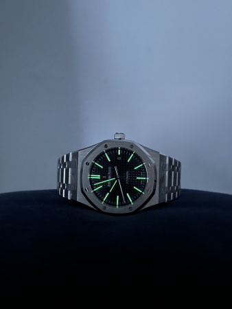 Audemars Piguet Royal Oak Automatic II 15400ST.OO.1220ST.01