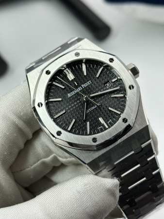 Audemars Piguet Royal Oak Automatic II 15400ST.OO.1220ST.01