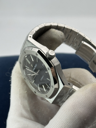 Audemars Piguet Royal Oak Automatic II 15400ST.OO.1220ST.01