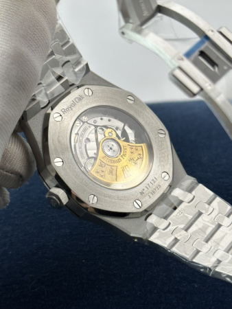 Audemars Piguet Royal Oak Automatic II 15400ST.OO.1220ST.01