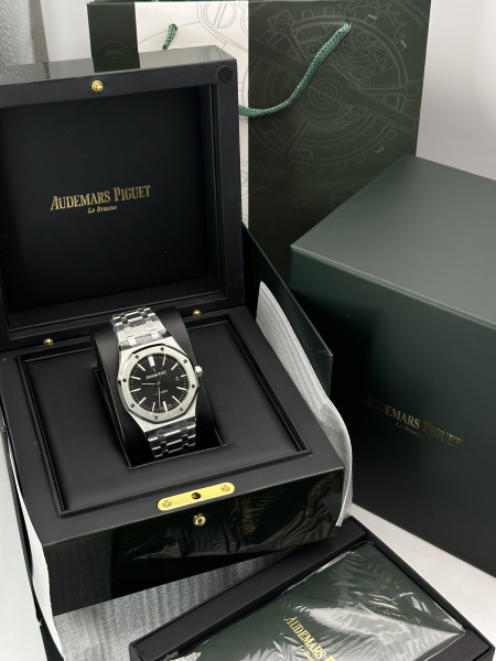 Audemars Piguet Royal Oak Automatic II 15400ST.OO.1220ST.01